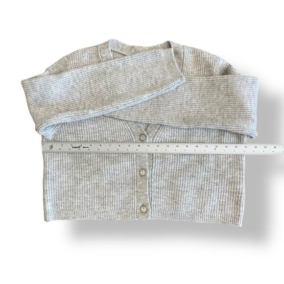 Gianni Bini Ribbed Knit Sweater Skirt Set Gray Crop Cardigan and Skirt‎ M/L - Picture 3 of 13